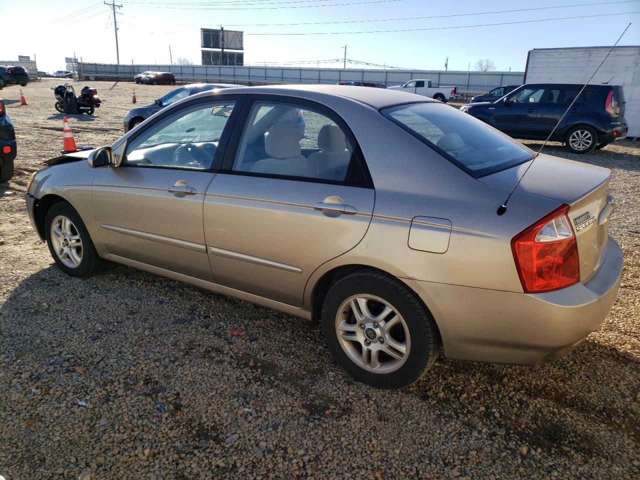 Image 2 of 2004 KIA SPECTRA LX 2004 with VIN KNAFE121645019018