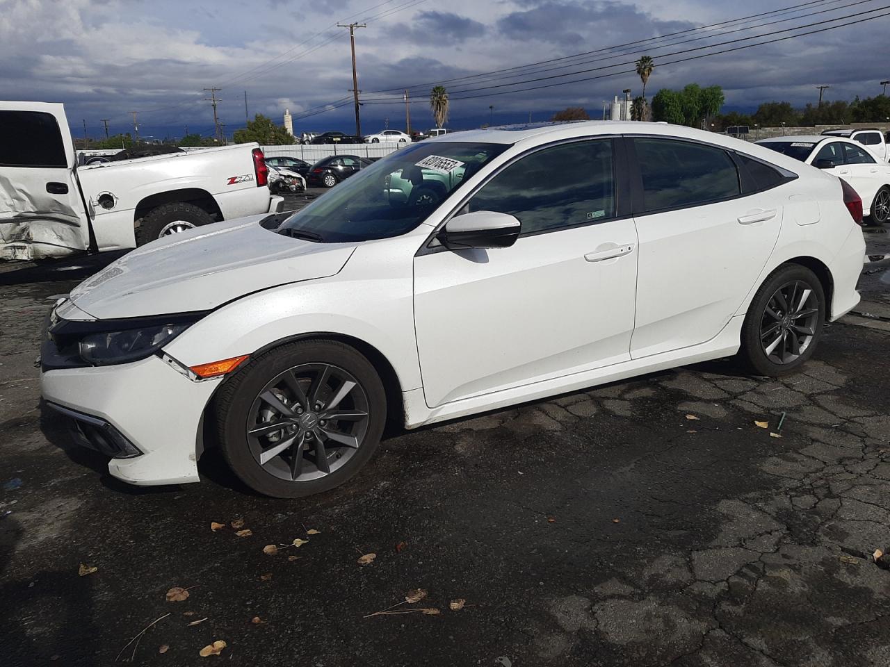 Image 1 of 2020 HONDA CIVIC EX 2020 with VIN 19XFC1F31LE201622