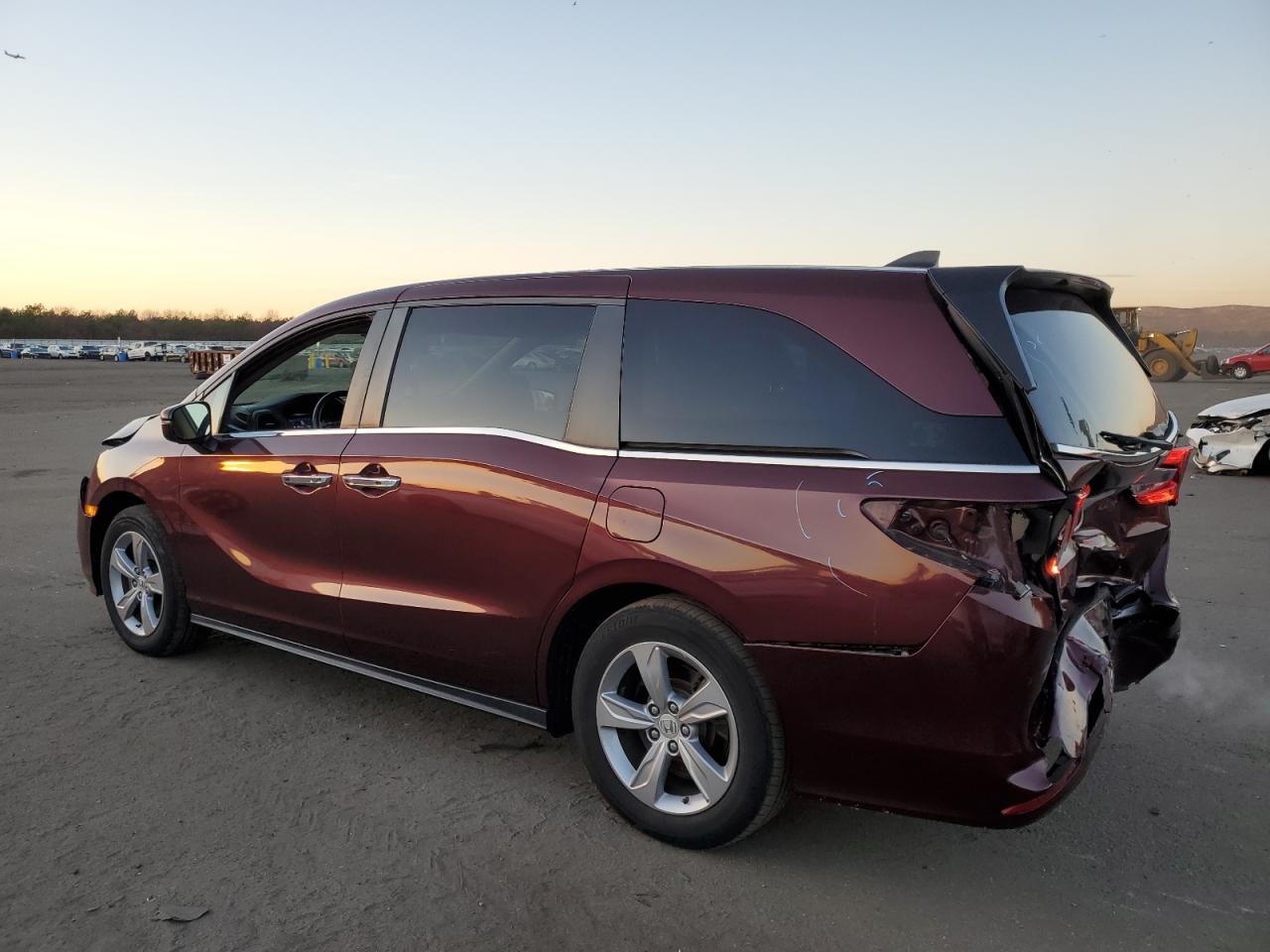 Obraz 2 z 2018 HONDA ODYSSEY EXL 2018 z VIN 5FNRL6H77JB068771