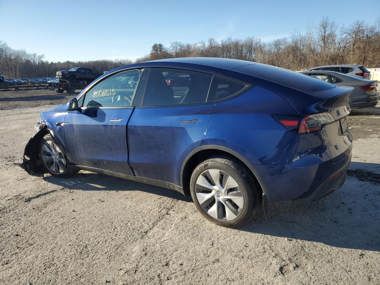 Изображение 2 2023 TESLA MODEL Y  2023 с VIN 7SAYGDEEXPA187074