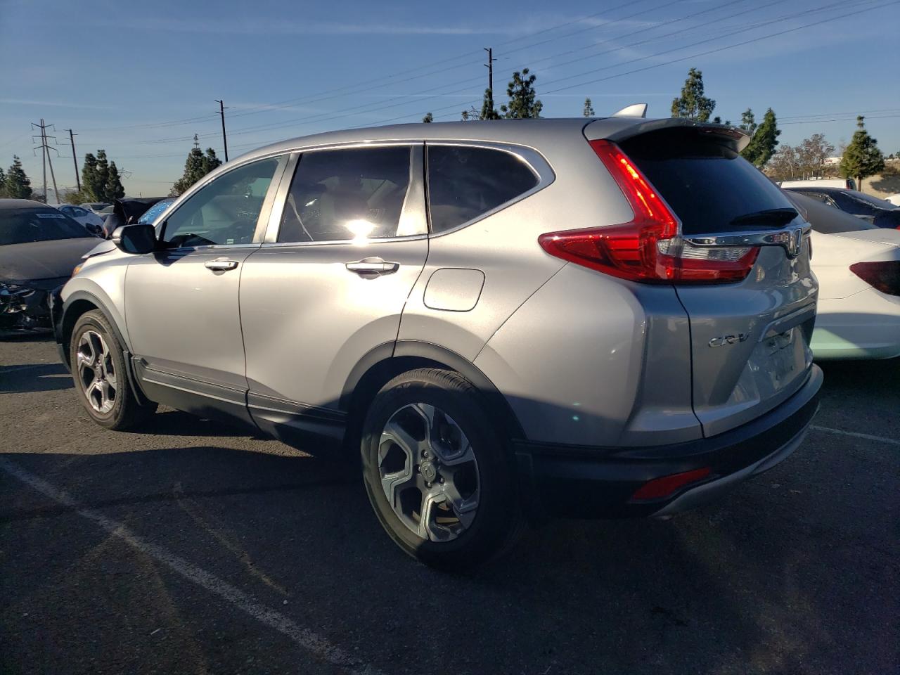 Изображение 2 2018 HONDA CR-V EX 2018 с VIN 7FARW1H57JE032530
