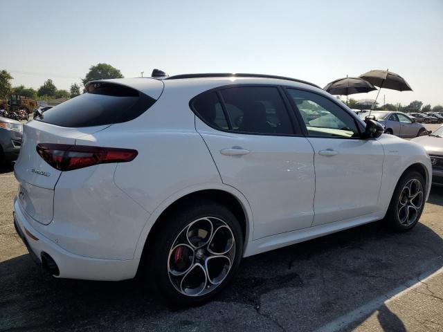 Obraz 3 z 2022 ALFA ROMEO STELVIO TI 2022 z VIN ZASPAKBN2N7D47268