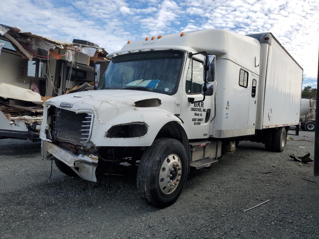 Image 2 of 2007 FREIGHTLINER M2 106 MEDIUM DUTY 2007 with VIN 1FVACXDJ37HX35658