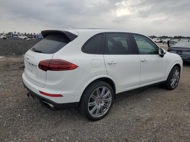 Obraz 3 z 2017 PORSCHE CAYENNE  2017 z VIN WP1AA2A25HKA85851