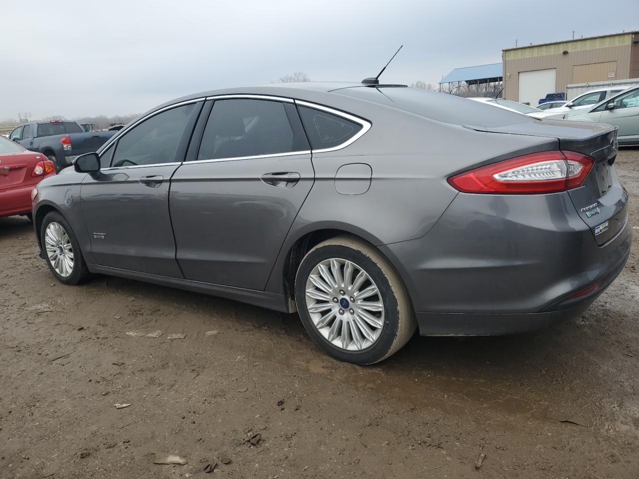 Image 2 of 2014 FORD FUSION SE PHEV 2014 with VIN 3FA6P0PU9ER225271