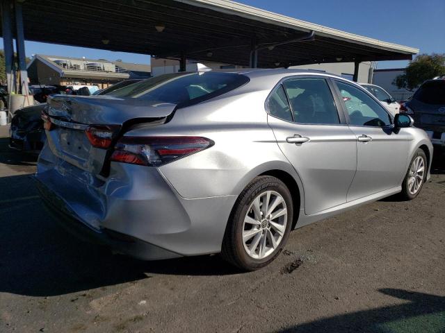 Изображение 3 2022 TOYOTA CAMRY LE 2022 с VIN 4T1C11AK3NU673201