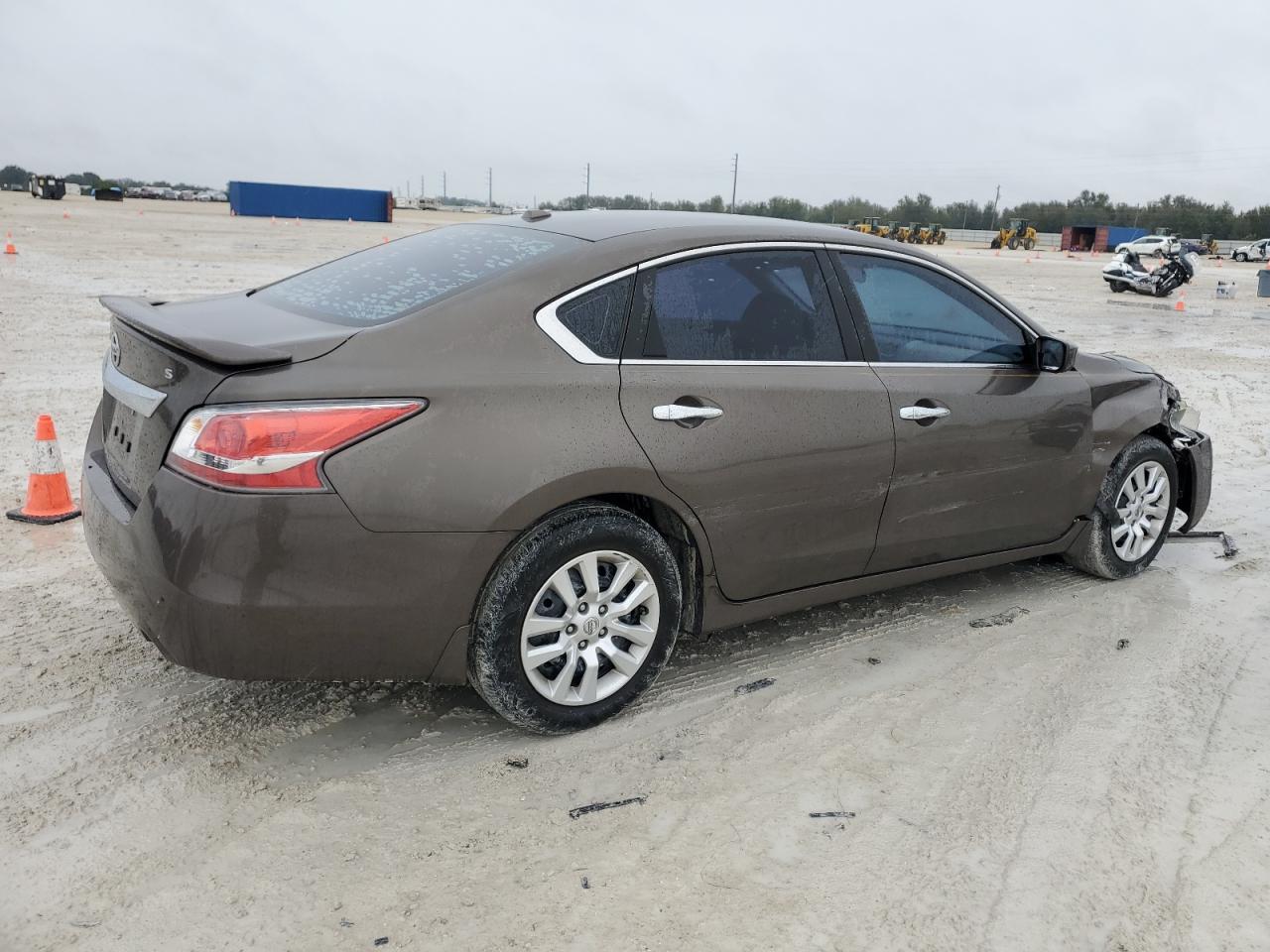 Image 3 of 2015 NISSAN ALTIMA 2.5 2015 with VIN 1N4AL3AP3FC433513