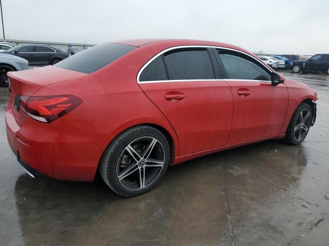 Image 3 of 2019 MERCEDES-BENZ A 220 2019 with VIN WDD3G4EB3KW019285