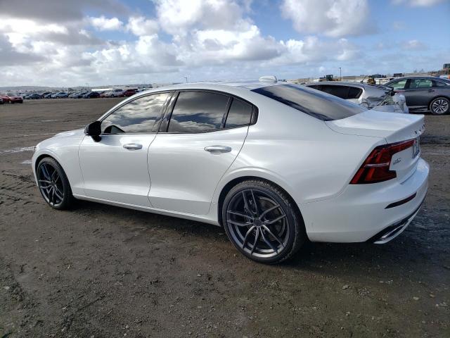 Image 2 of 2020 VOLVO S60 T6 R-DESIGN 2020 with VIN 7JRA22TMXLG039684