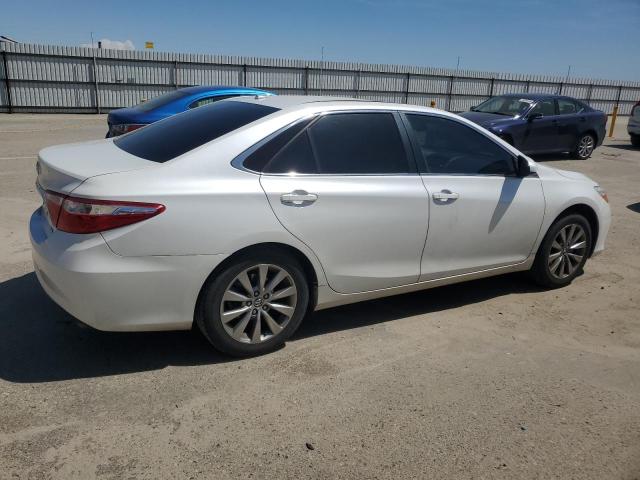 Obraz 3 z 2016 TOYOTA CAMRY LE 2016 z VIN 4T1BF1FK5GU614711