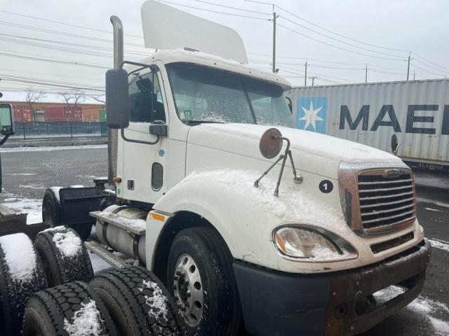 2011 FREIGHTLINER CASCADIA 113  2011 image