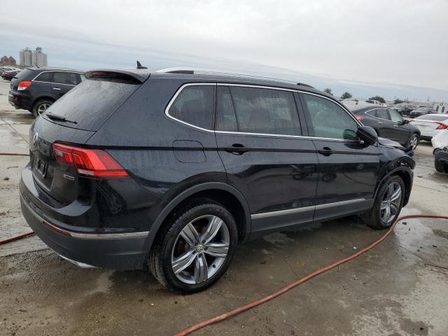 Obraz 3 z 2019 VOLKSWAGEN TIGUAN SEL PREMIUM 2019 z VIN 3VV4B7AX0KM093250