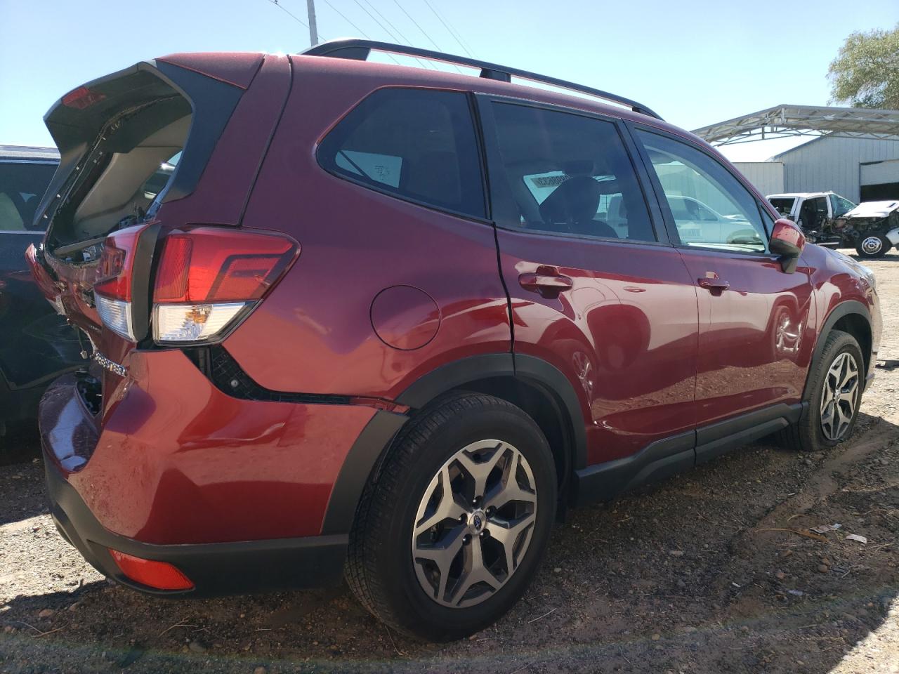 Image 3 of 2021 SUBARU FORESTER PREMIUM 2021 with VIN JF2SKAJC1MH486280