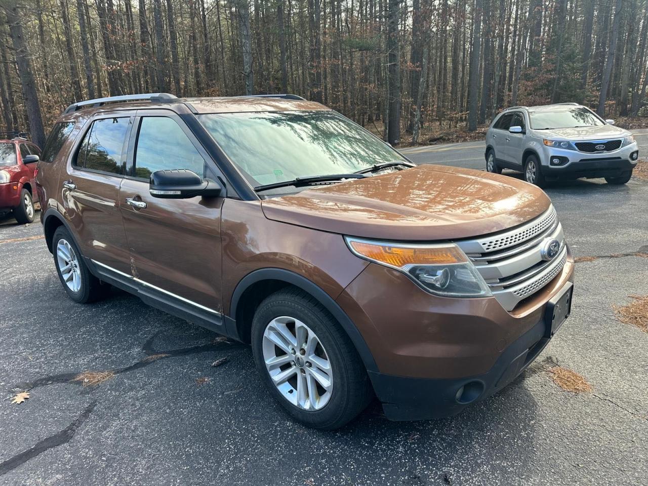 Image 1 of 2011 FORD EXPLORER XLT 2011 with VIN 1FMHK7D85BGA84120