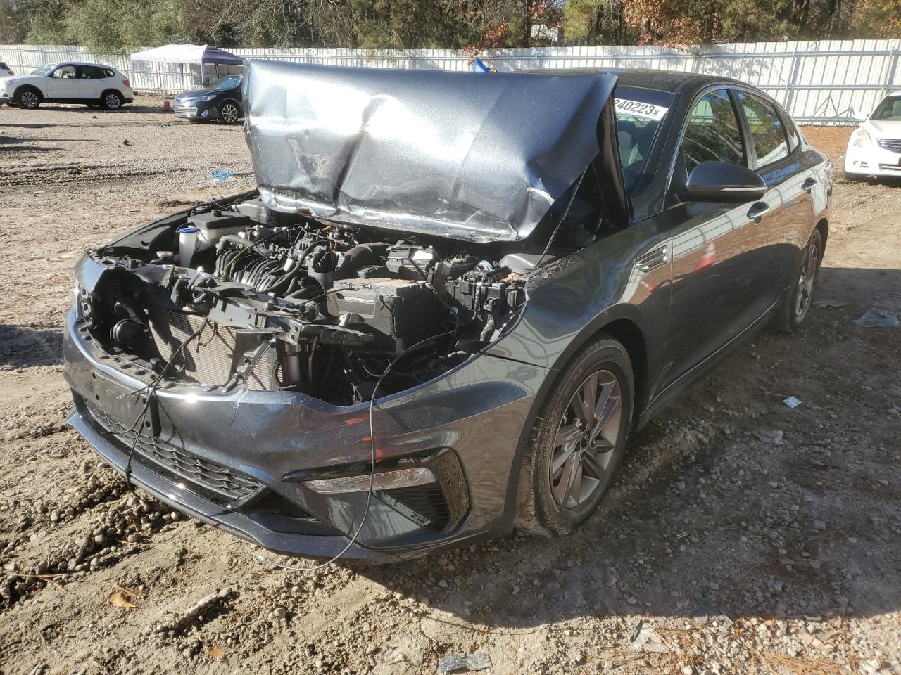 Изображение 1 2020 KIA OPTIMA LX 2020 с VIN 5XXGT4L33LG426920