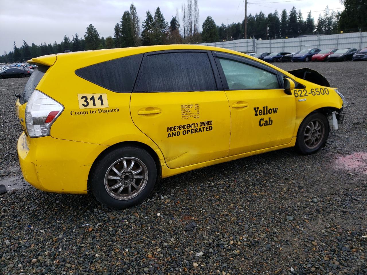 Image 3 of 2014 TOYOTA PRIUS V  2014 with VIN JTDZN3EU1E3292270