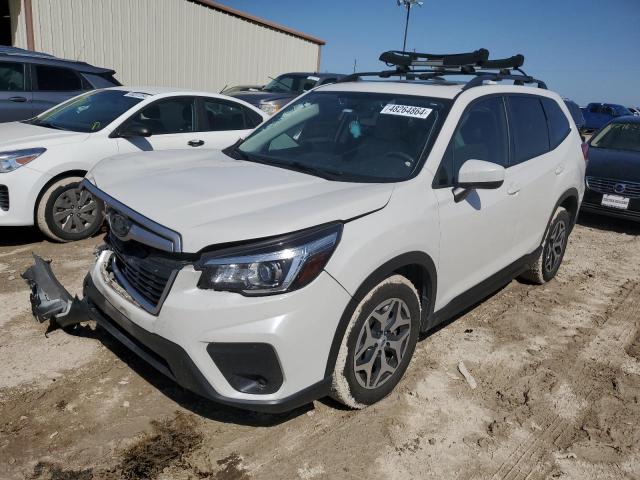 Image 1 of 2019 SUBARU FORESTER PREMIUM 2019 with VIN JF2SKAEC9KH411625