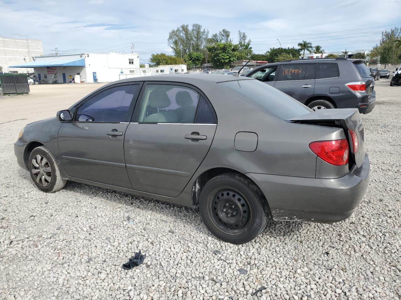 Изображение 2 2005 TOYOTA COROLLA CE 2005 с VIN 1NXBR32E75Z543625