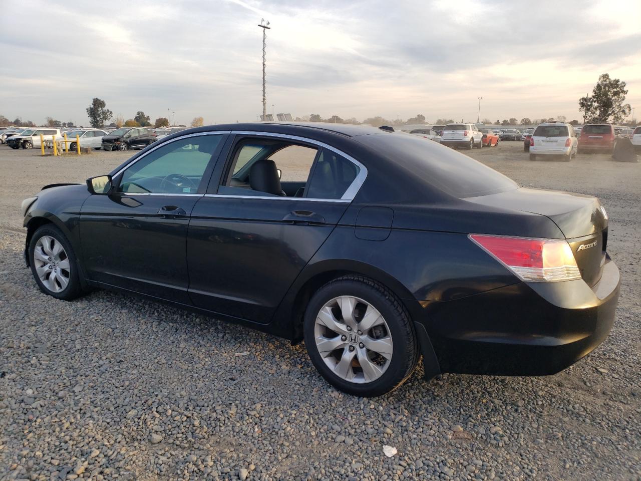 Image 2 of 2009 HONDA ACCORD EXL 2009 with VIN 1HGCP26819A046639