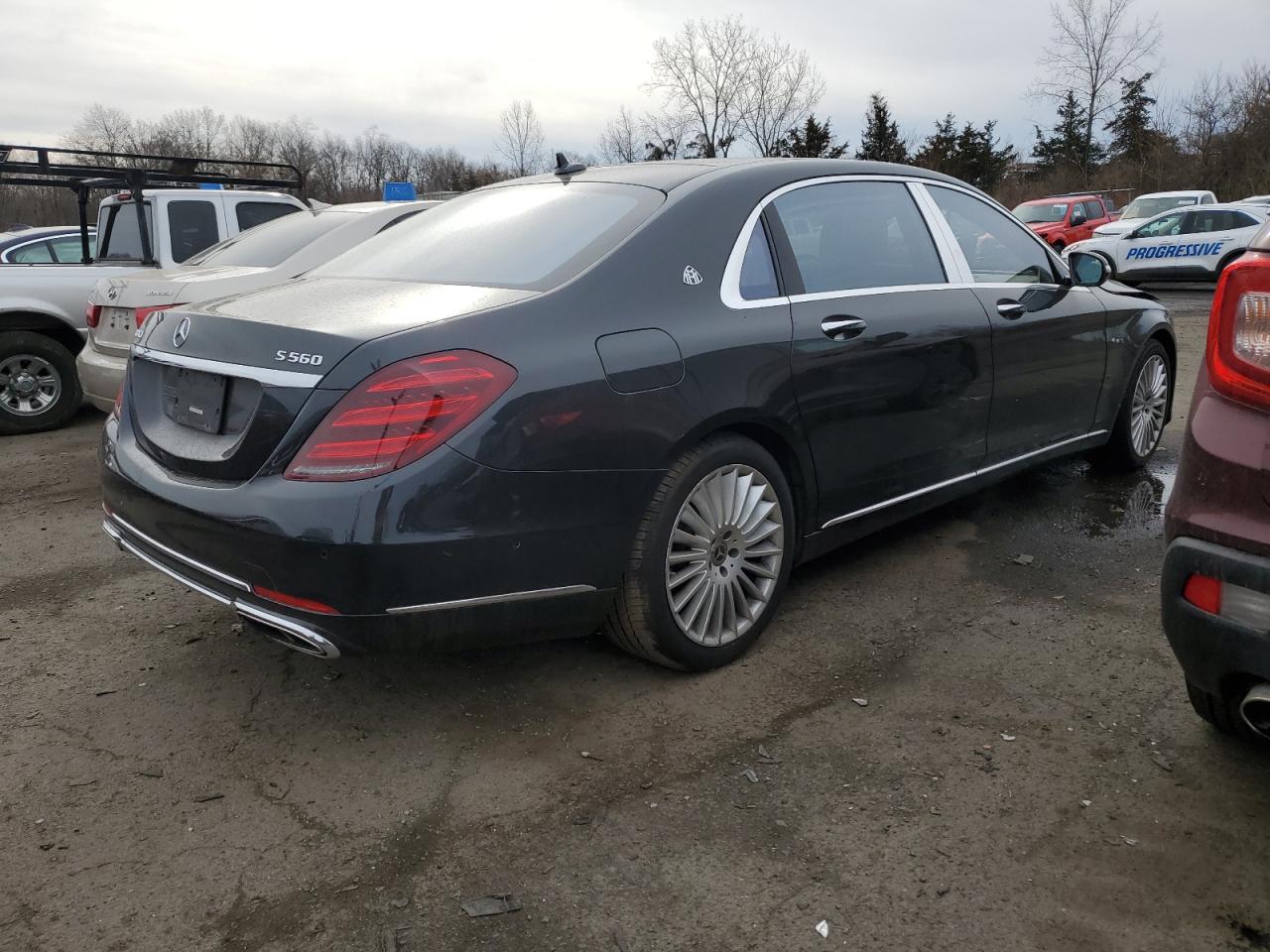 Obraz 3 z Mercedes-Benz S Mercedes-Maybach S560 4Matic 2018 z VIN WDDUX8GBXJA358372