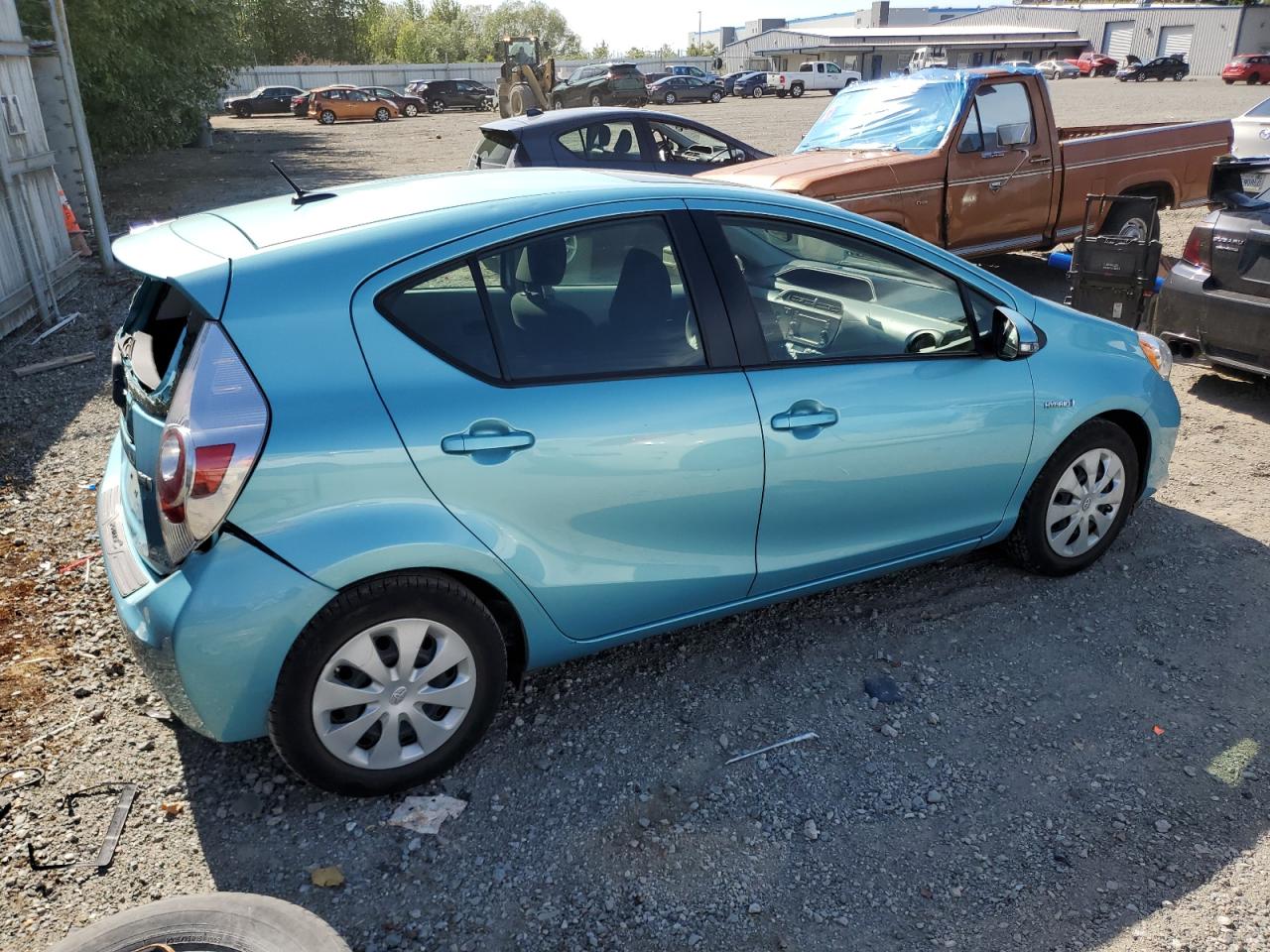 Image 3 of 2012 TOYOTA PRIUS C  2012 with VIN JTDKDTB35C1030874