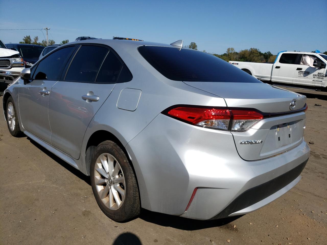Obraz 2 z 2022 TOYOTA COROLLA LE 2022 z VIN JTDVPMAE7NJ214374