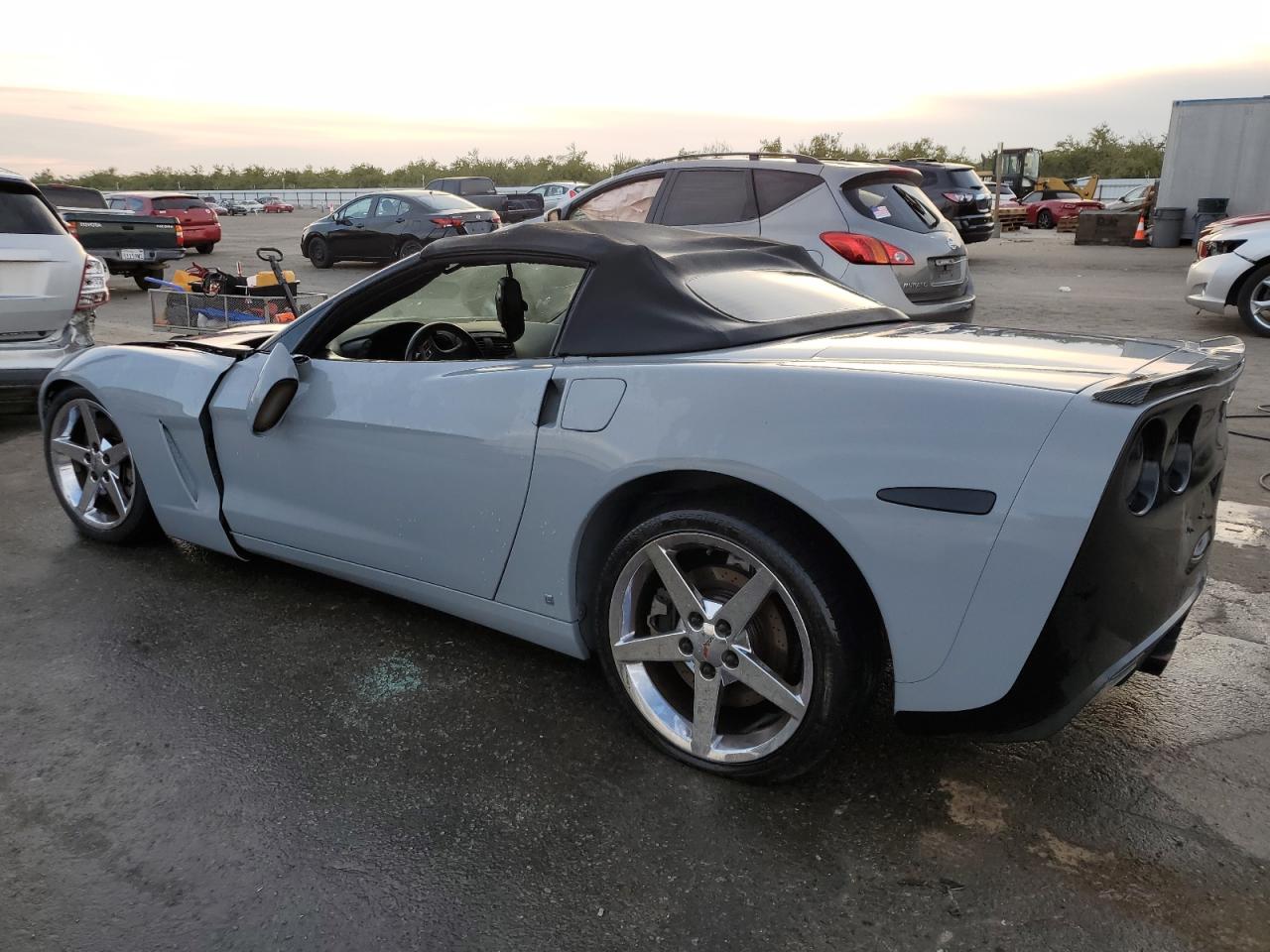 Изображение 2 2008 CHEVROLET CORVETTE  2008 с VIN 1G1YY36W985131878