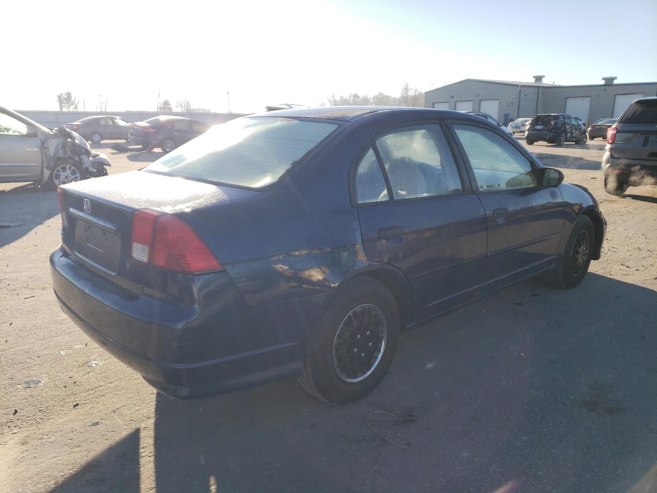 Image 3 of 2005 HONDA CIVIC DX 2005 with VIN 1HGES16445L012062