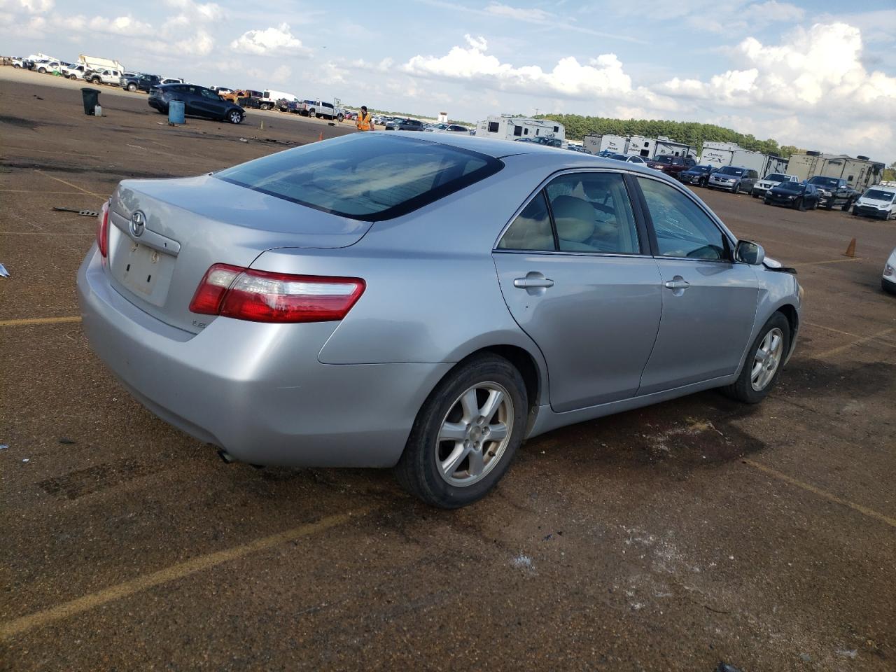 Image 3 of 2007 TOYOTA CAMRY CE 2007 with VIN 4T1BE46KX7U134281
