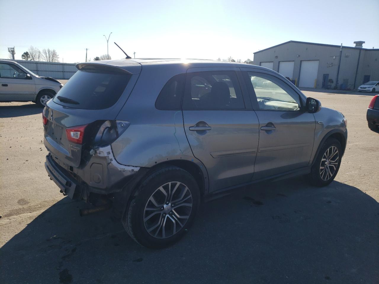 Obraz 3 z 2016 MITSUBISHI OUTLANDER SPORT ES 2016 z VIN JA4AP3AU2GZ031060