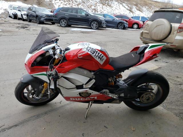 Image 3 of 2018 DUCATI PANIGALE V4 2018 with VIN ZDMDAGNW8JB002562
