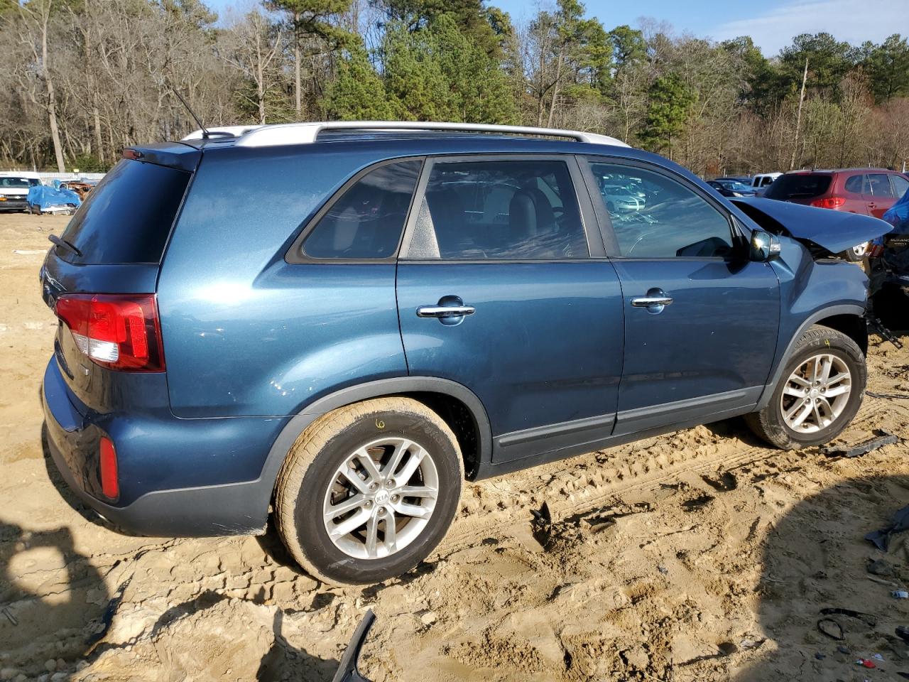 Obraz 3 z 2015 KIA SORENTO LX 2015 z VIN 5XYKT4A67FG576620