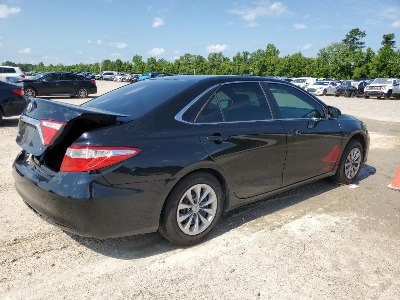 Image 3 of 2016 TOYOTA CAMRY LE 2016 with VIN 4T4BF1FK7GR530279