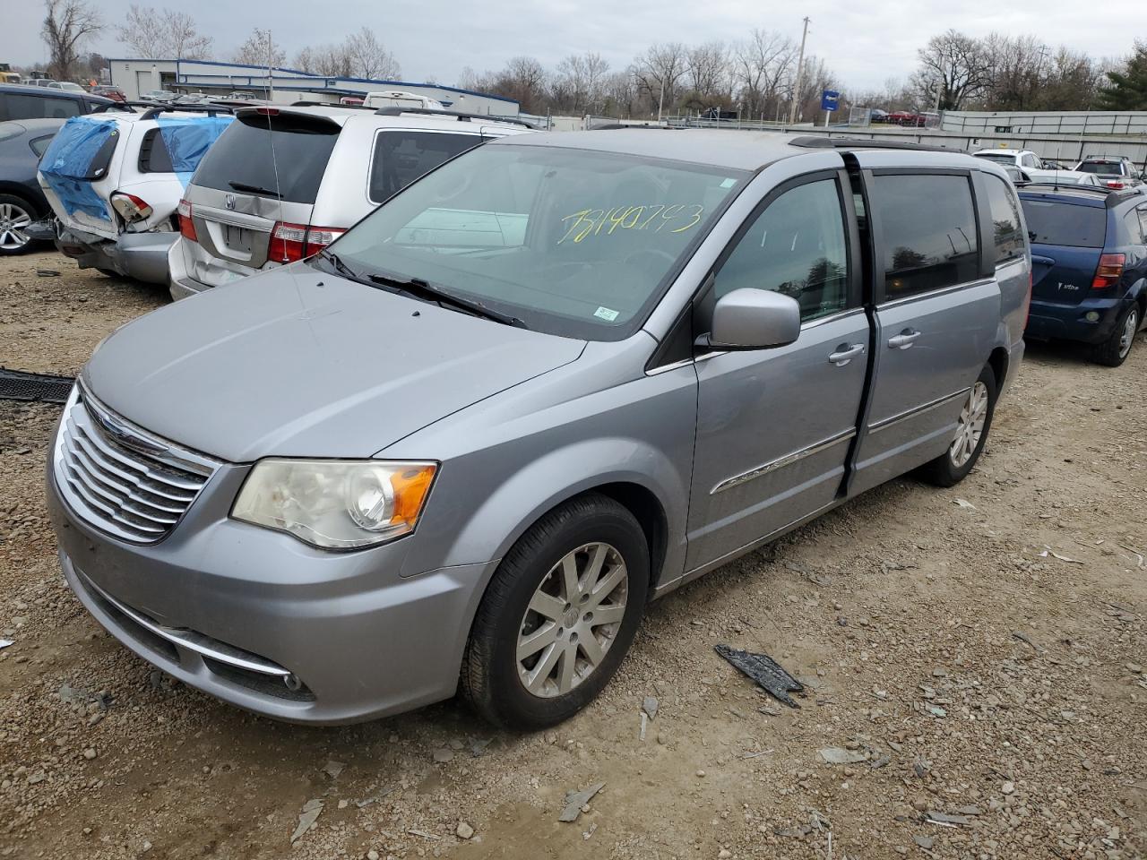 Chrysler Town & Country Touring 2014 image