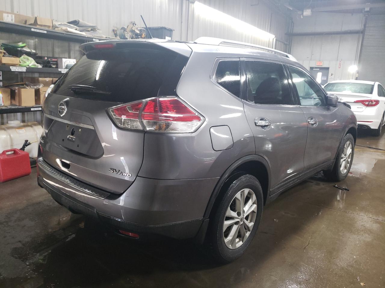 Image 3 of 2016 NISSAN ROGUE S 2016 with VIN KNMAT2MV0GP722843