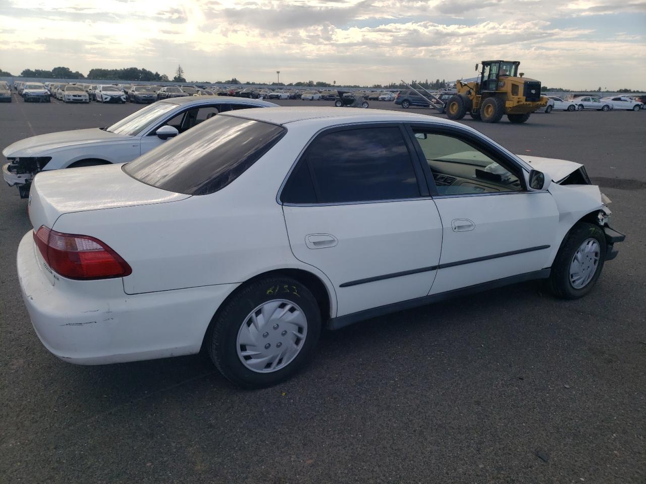 Изображение 3 2000 HONDA ACCORD LX 2000 с VIN JHMCG665XYC024751