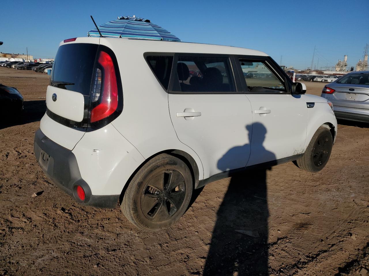 Изображение 3 2016 KIA SOUL  2016 с VIN KNDJN2A23G7359345