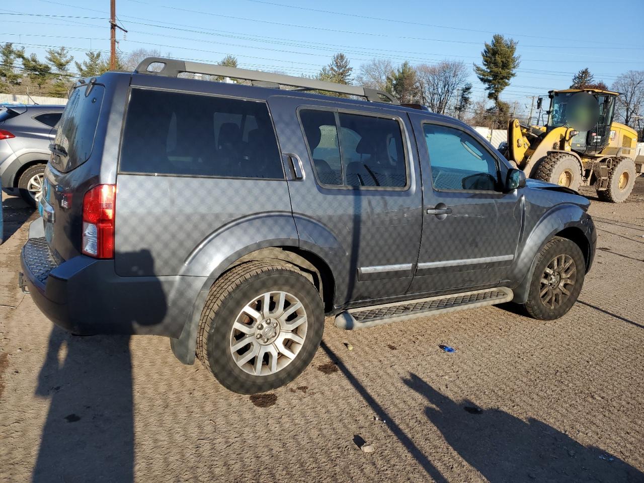 Image 3 of 2012 NISSAN PATHFINDER S 2012 with VIN 5N1AR1NB2CC632944