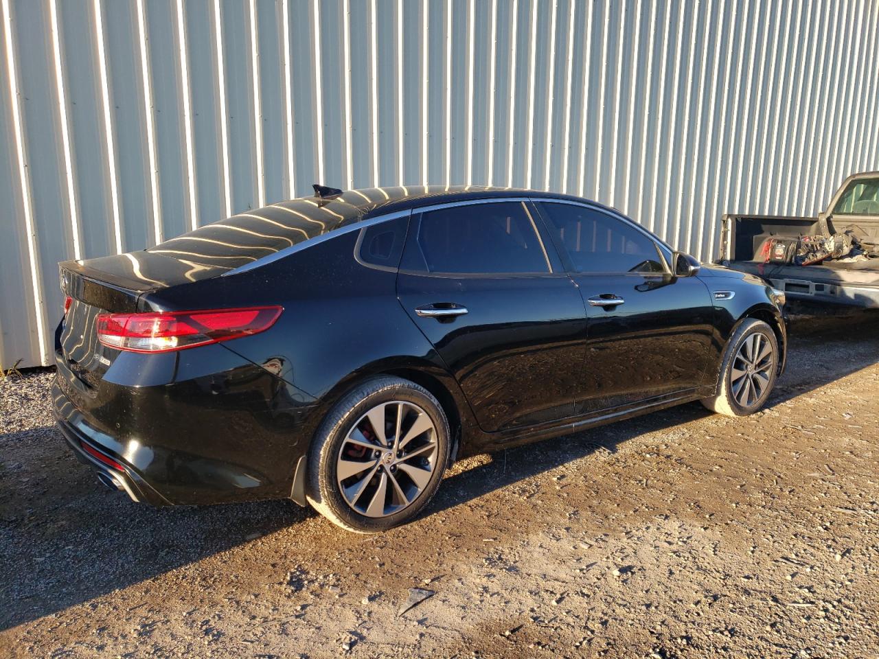 Obraz 3 z 2019 KIA OPTIMA LX 2019 z VIN 5XXGT4L31KG373343