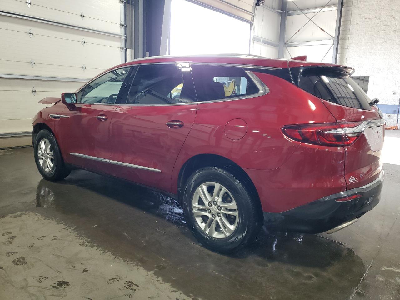 Изображение 2 2019 BUICK ENCLAVE ESSENCE 2019 с VIN 5GAEVAKW4KJ204927