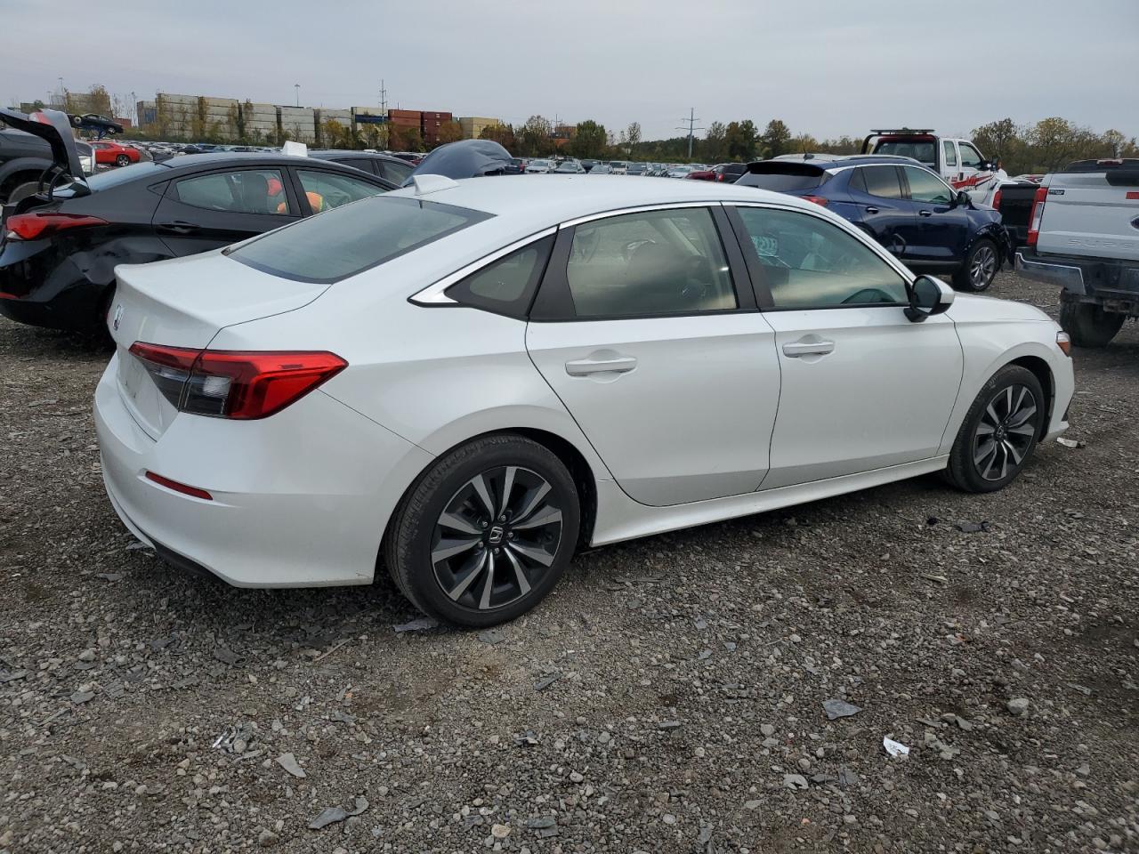 Image 3 of 2022 HONDA CIVIC EX 2022 with VIN JHMFE1F78NX004607