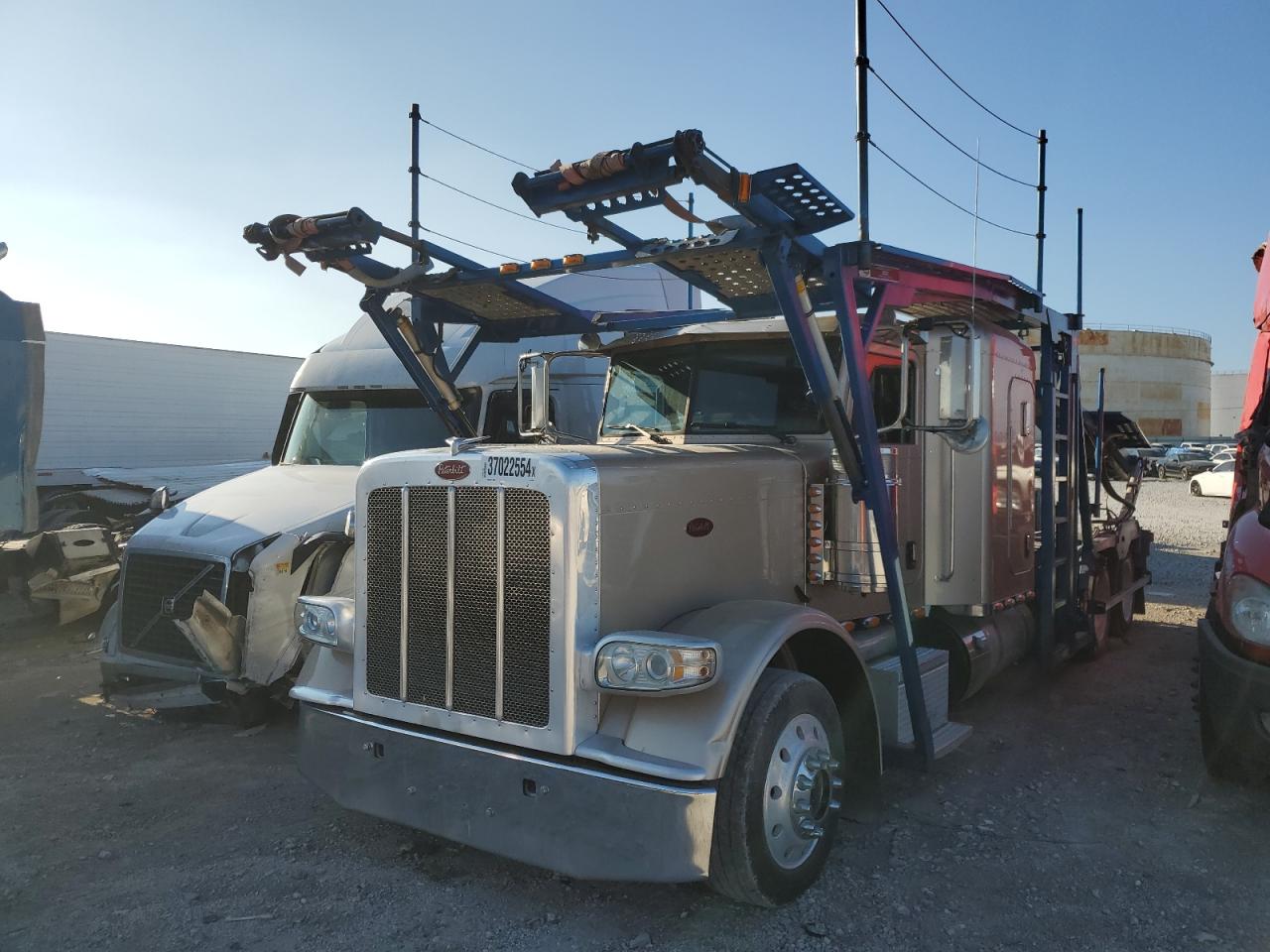 Image 2 of 2013 PETERBILT 388  2013 with VIN 1NPWD49X5DD206511