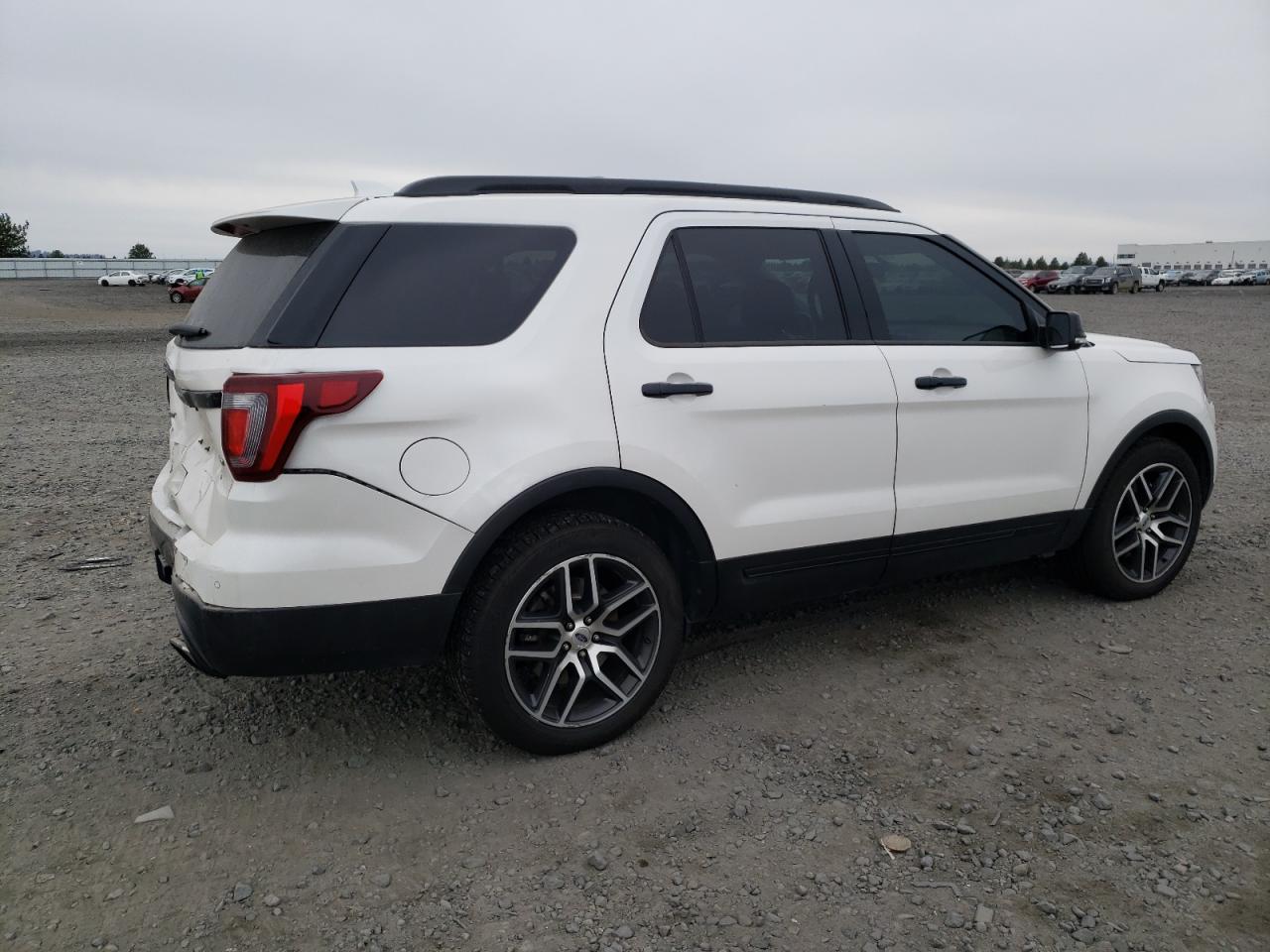 Image 3 of 2016 FORD EXPLORER SPORT 2016 with VIN 1FM5K8GT9GGD29873
