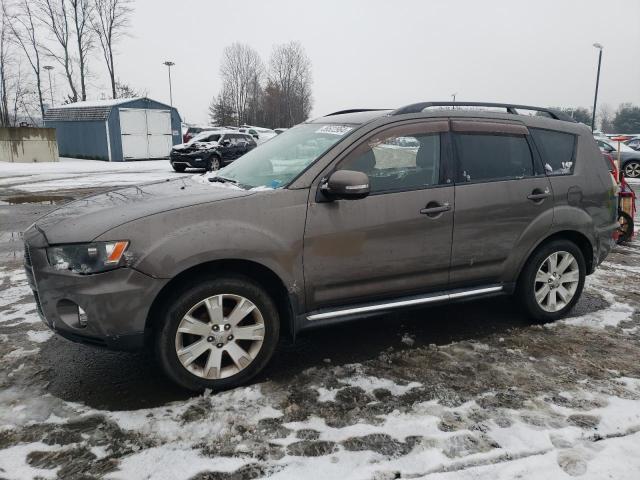 2011 MITSUBISHI OUTLANDER SE 2011 image