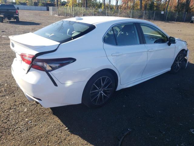 Image 3 of 2021 TOYOTA CAMRY SE 2021 with VIN 4T1G11AK0MU517231
