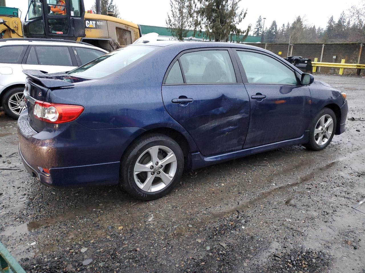 Obraz 3 z 2011 TOYOTA COROLLA BASE 2011 z VIN 2T1BU4EE5BC736921