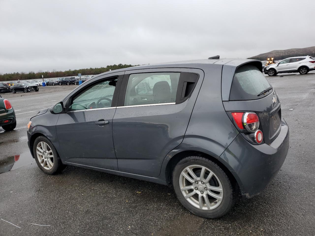 Image 2 of 2013 CHEVROLET SONIC LT 2013 with VIN 1G1JC6SG5D4108954