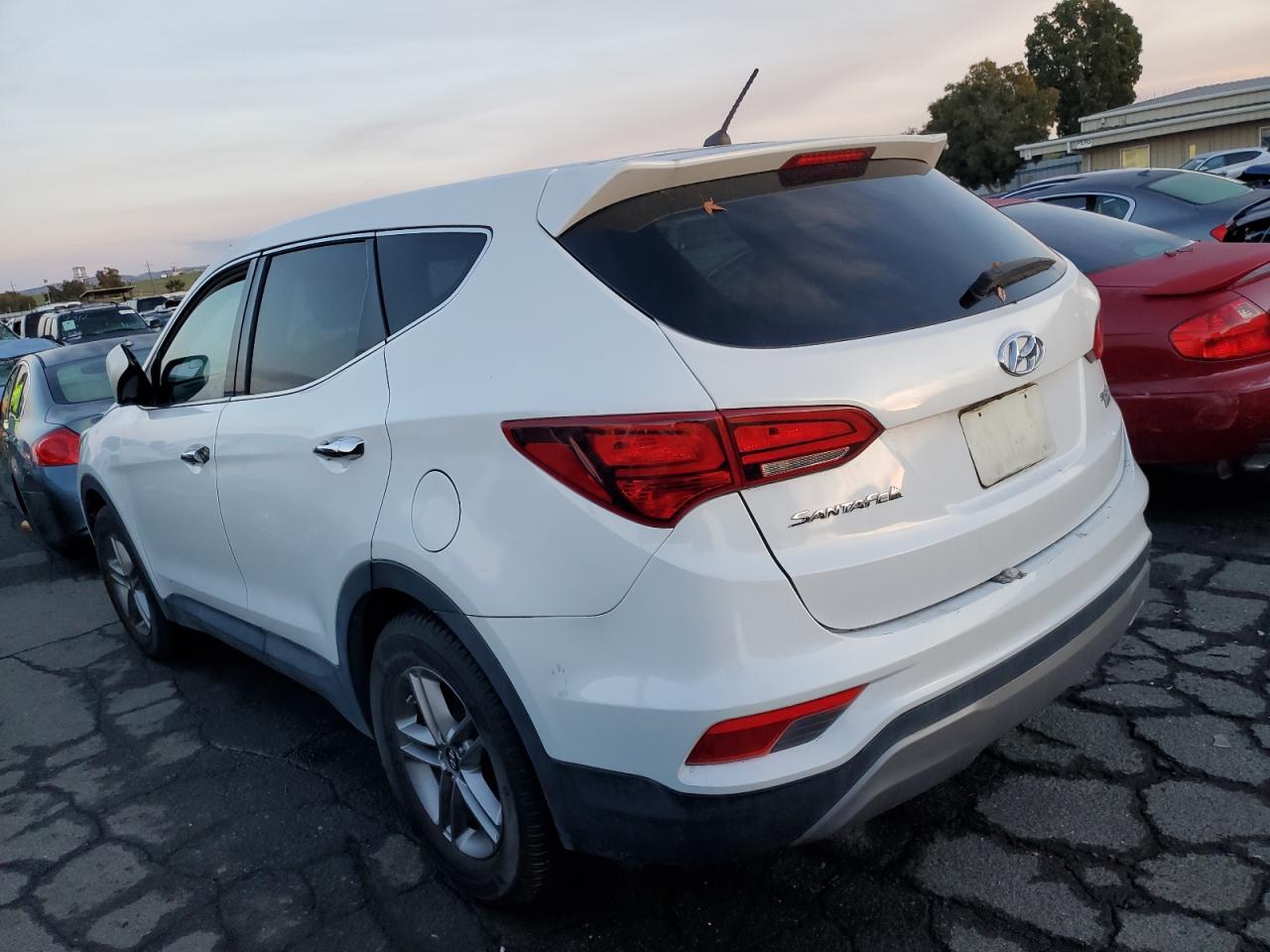 Изображение 2 2018 HYUNDAI SANTA FE SPORT  2018 с VIN 5NMZTDLB8JH077395