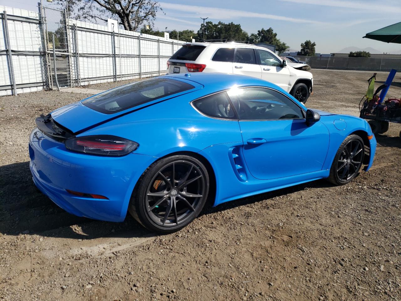 Изображение 3 Porsche Cayman Base 2022 с VIN WP0AA2A85NS255160