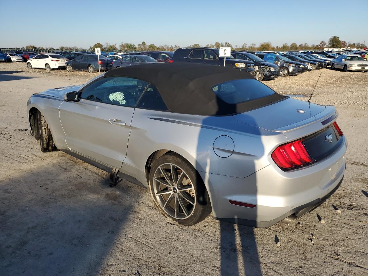 Изображение 2 2019 FORD MUSTANG  2019 с VIN 1FATP8UH7K5159729
